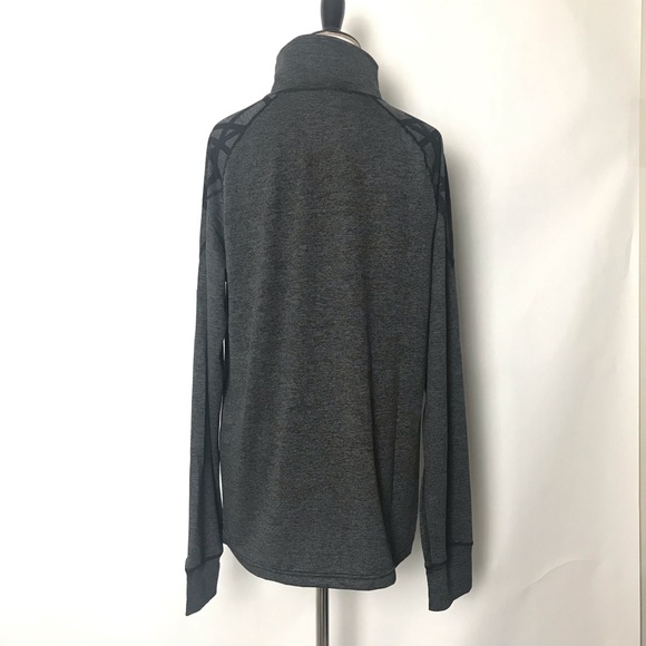 🎁 Tahari Sport Black Size Medium Quarter zip Long Sleeve women’s Top - Picture 4 of 5